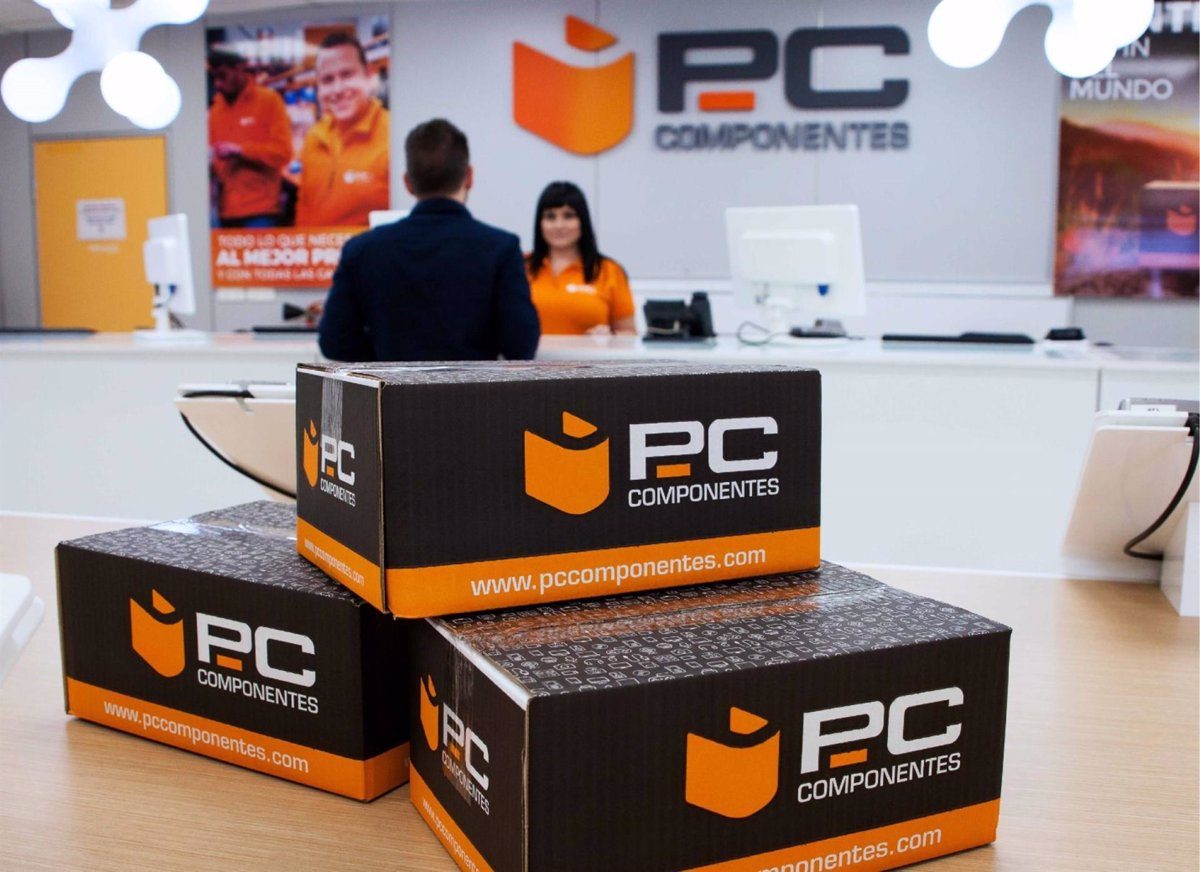 La empresa española de comercio electrónico PcComponentes celebra su 17º aniversario con descuentos y nuevos servicios.