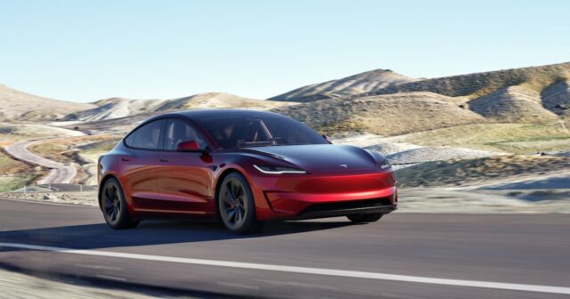 Tesla ouvre sa première boutique officielle à Casablanca