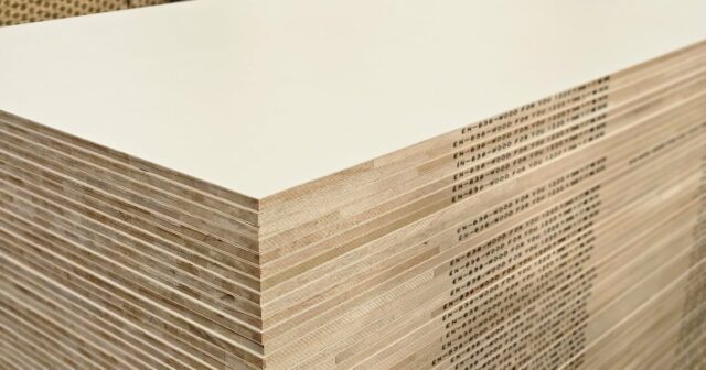 Enquête antidumping ouverte sur les importations de panneaux de bois