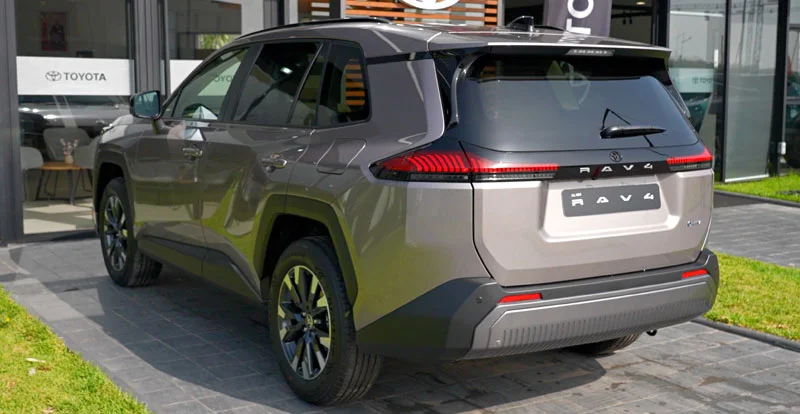 Le RAV4 bénéficie du nouveau langage de design de TOYOTA