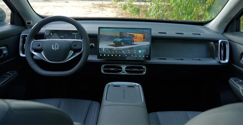Le B10 est disponible au Maroc avec deux ambiances intérieures