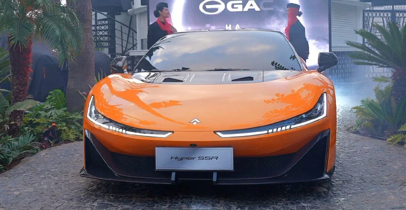 Le Hyper SSR abat le 0-100 km en 1.9 seconde !